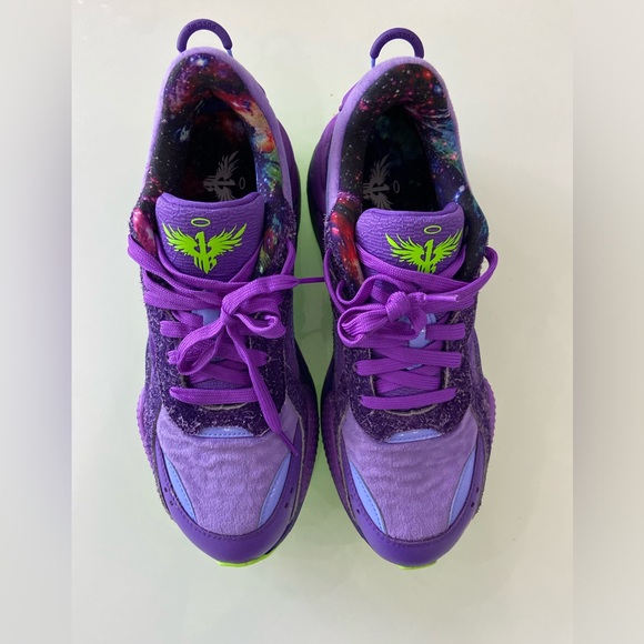 Sale of new Puma pack tennis shoes (Lamelo Rs-x galaxy). Offers are accepted. - Picture 2 of 4